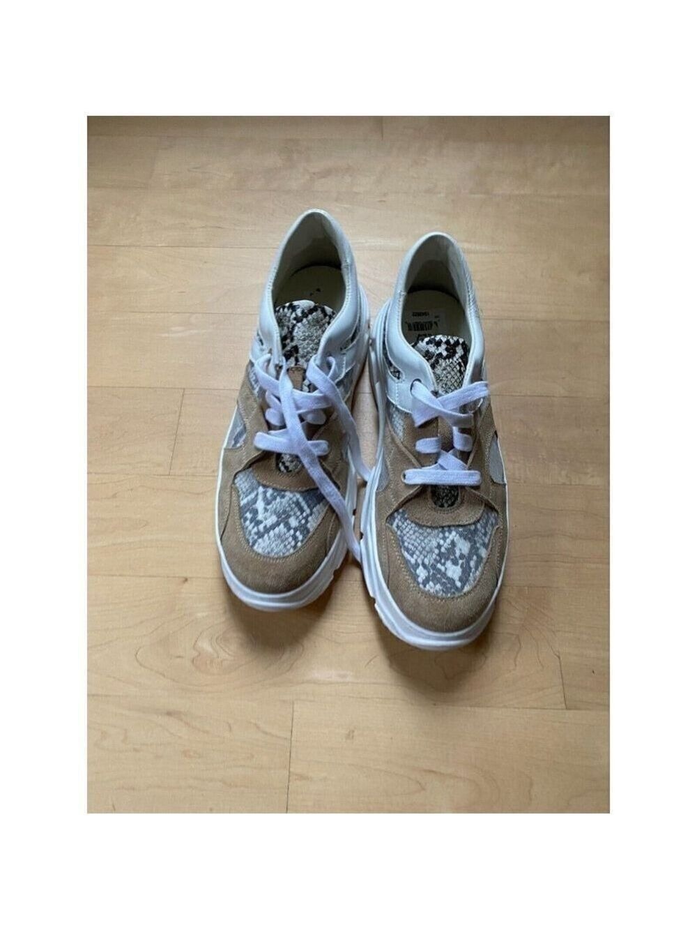 LA Canadienne White Python Print Platform Sneaker Womens Size 41 Lace Up